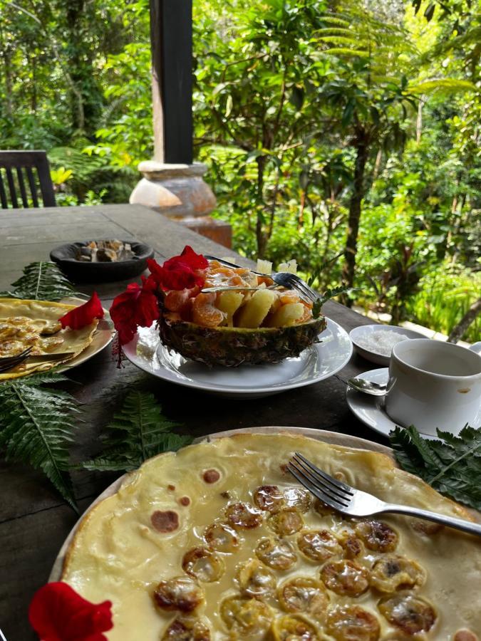 Happy Ria Homestay & Guesthouse Букит-Лаванг Экстерьер фото