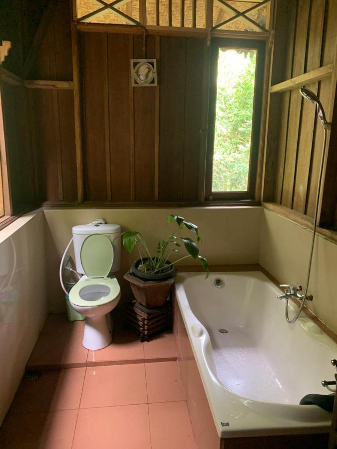 Happy Ria Homestay & Guesthouse Букит-Лаванг Экстерьер фото